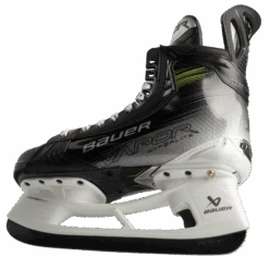 Bauer Vapor Hyperlite2 Senior Hockey Skates 19 Bauer Vapor Hyperlite2 Senior Hockey Skates -Bauer 1061681 BTH23 SKATE VAPOR X5PRO SR tongue detail edit a48c5d06 65ee 48d4 8404 9e5c288696f8